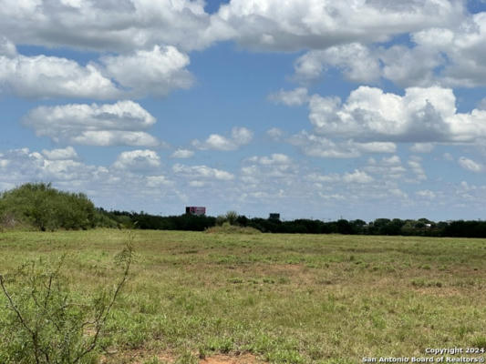 1464 W HIGHWAY 85, DILLEY, TX 78017, photo 5 of 8