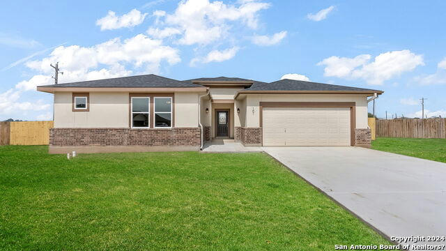 101 GROWERS AVE, POTEET, TX 78065, photo 1 of 23