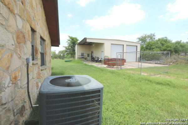 1787 COUNTY ROAD 306, FLORESVILLE, TX 78114, photo 2 of 56