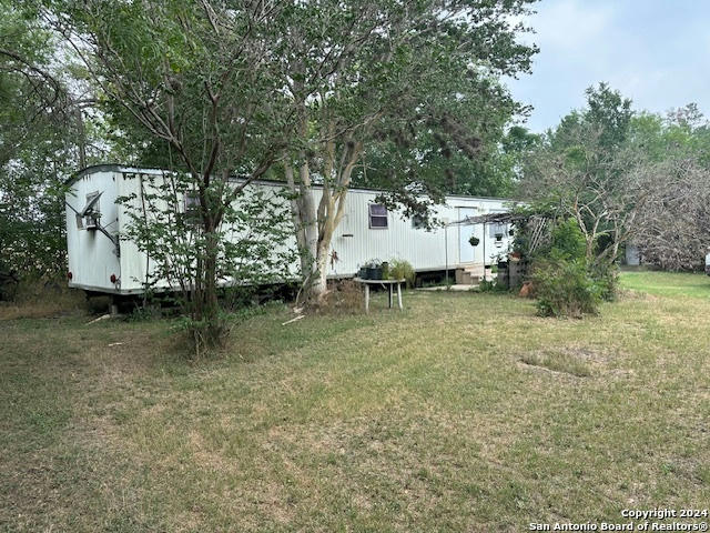 12135 JARRATT RD, ATASCOSA, TX 78002, photo 1 of 13