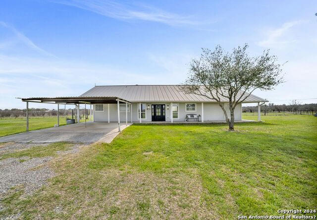 7945 YOUNGSFORD RD, MARION, TX 78124, photo 1 of 28