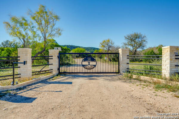 22819 STATE HIGHWAY 55, UVALDE, TX 78801, photo 4 of 9